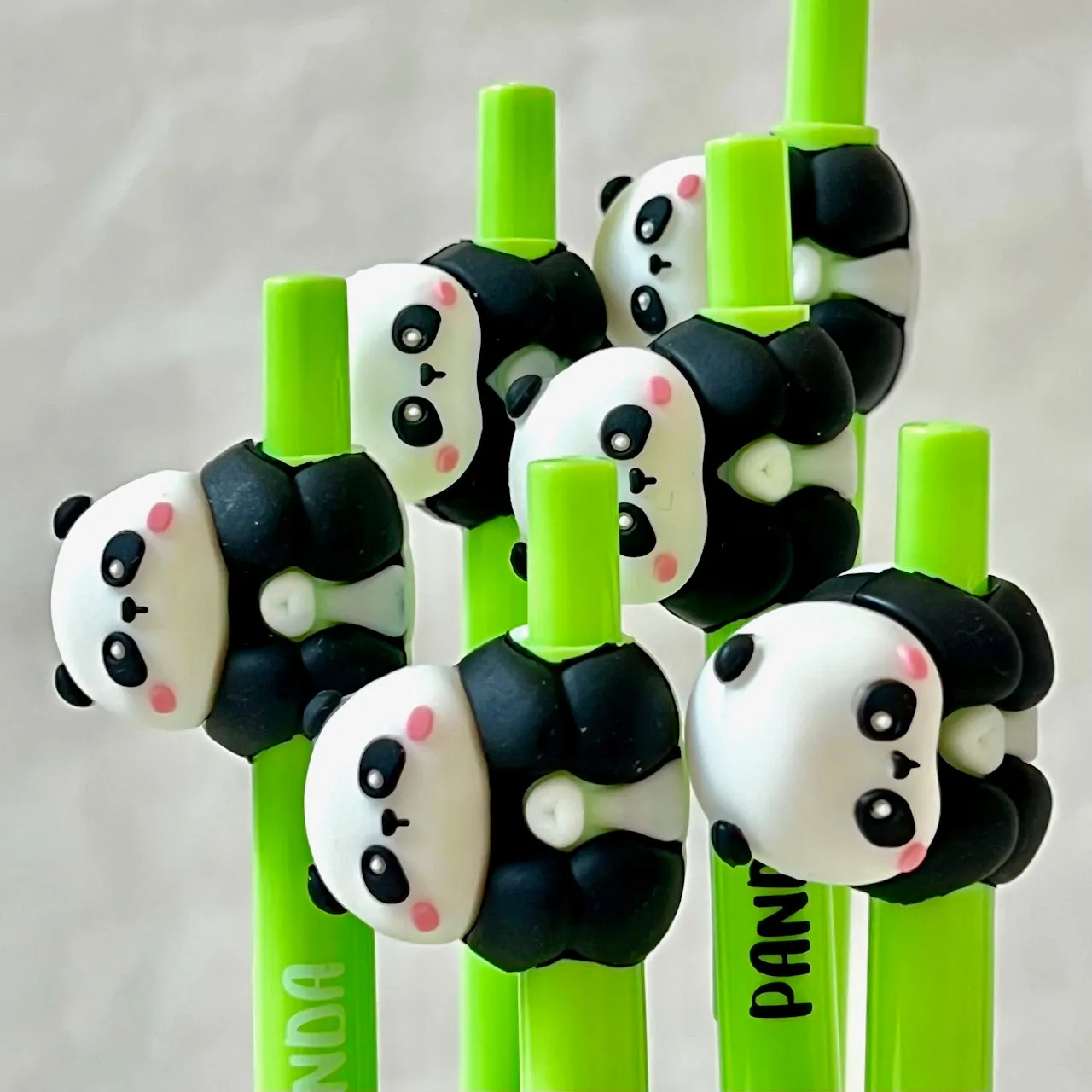 22592 PANDA ROLL GEL PEN-36