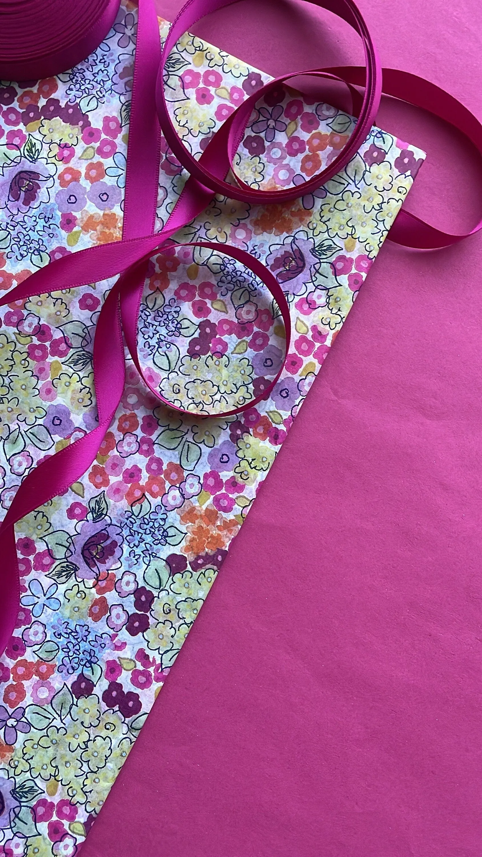 Gift wrapping set - liberty flowers, fuchsia pink and ribbon -floral tissue paper